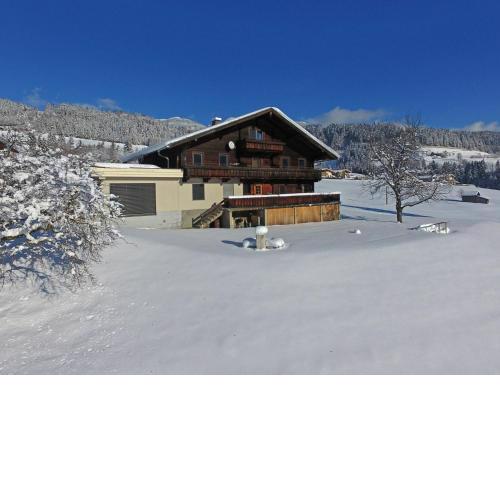 Rustic country house in Mittersill near ski area