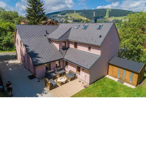 Růžová Chalupa Pod Klínovcem