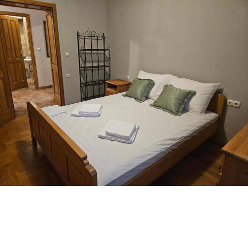 Saint George Apartment