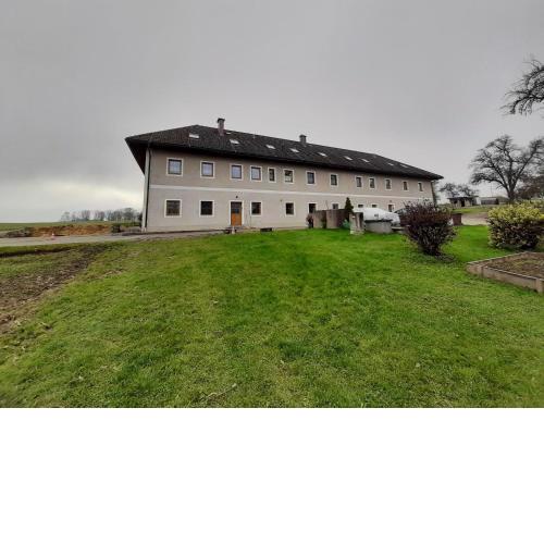 Schöne Wohnung am Bauernhof