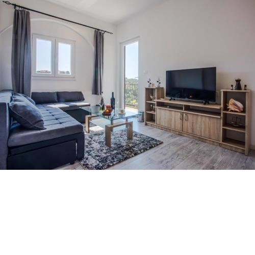 Sea view apartment Pink