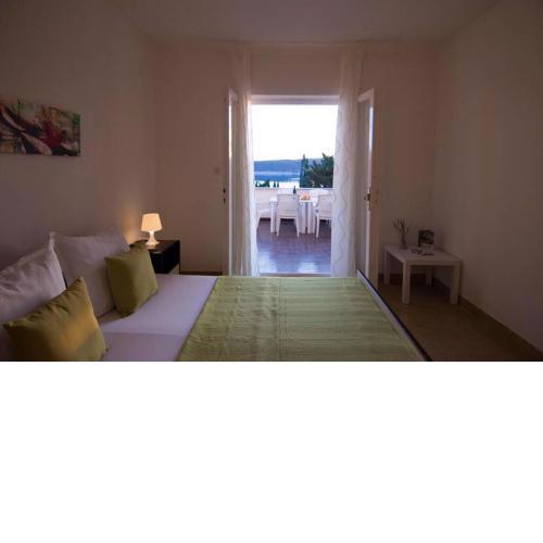 SEA VIEW APARTMENT with big terrace / 2 rooms