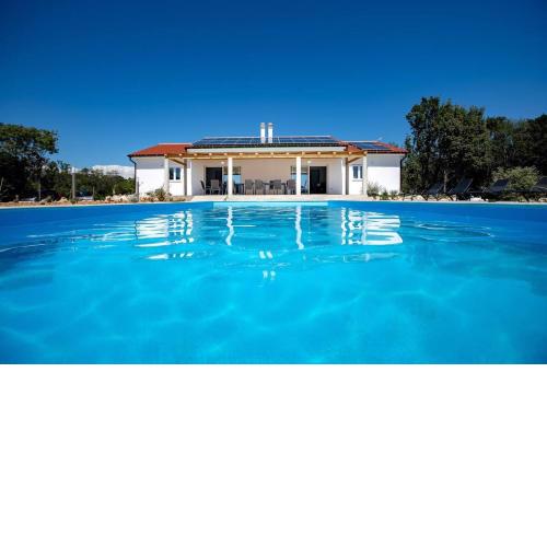 SEA VIEW VILLA *big pool * BBQ * direct sea access