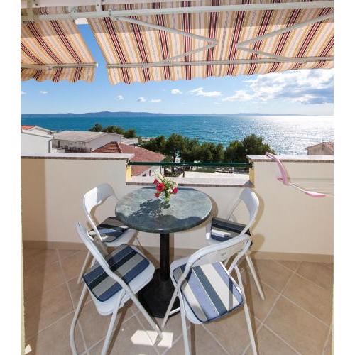 Seafront apartment Maja A3+2