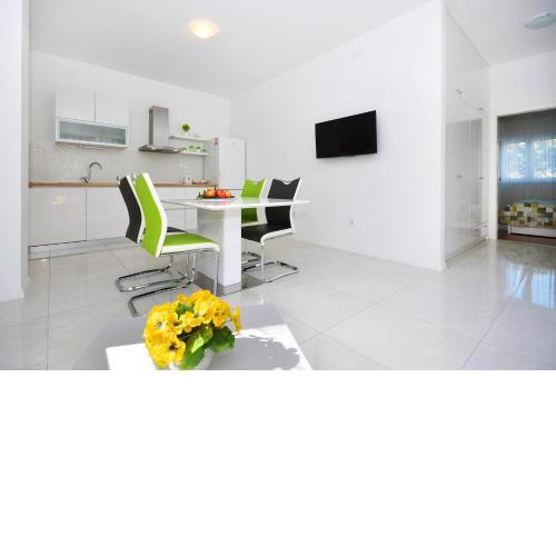 Seas The Day Apartments
