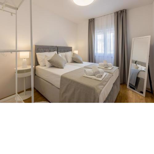 Seaview&jacuzzi 2BR apt