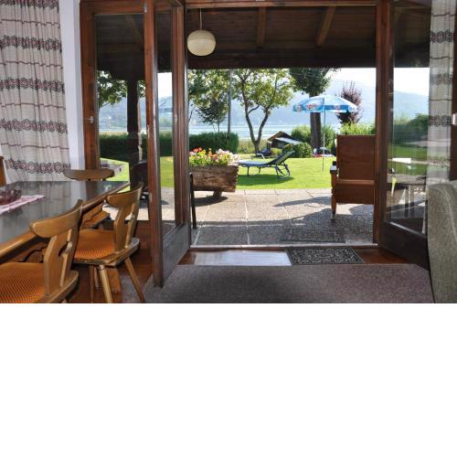 Seebungalows Wedenig direkt am See