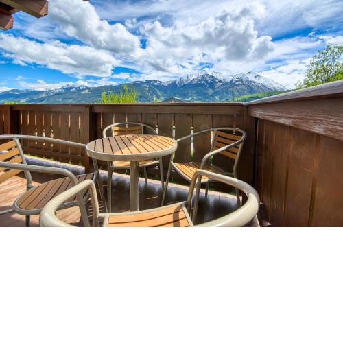Select Top 4 - by Alpen Apartments