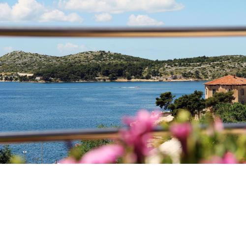 Sibenik Modern Apartment
