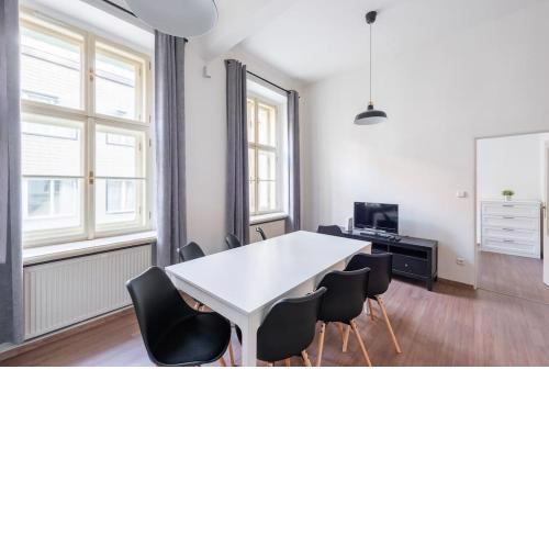 Side Apartment