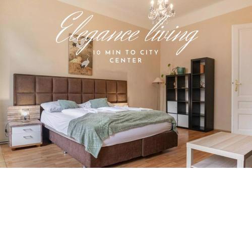 Simple Rooms in Shared Apartment for Longstays, Very Central Location