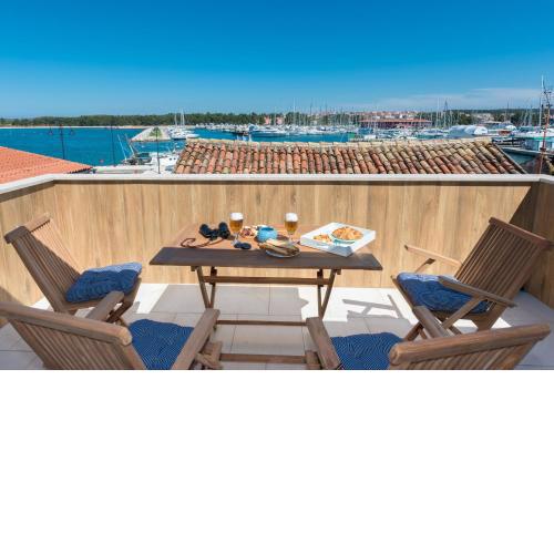 Skipper Suites