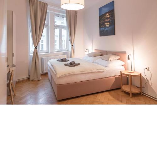 Skolska Junior apartment