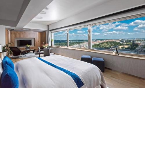 SKY SUITE HOTEL