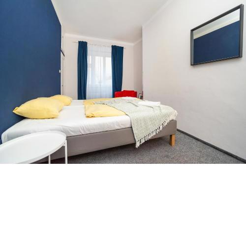 Sleeps 6 Great Location