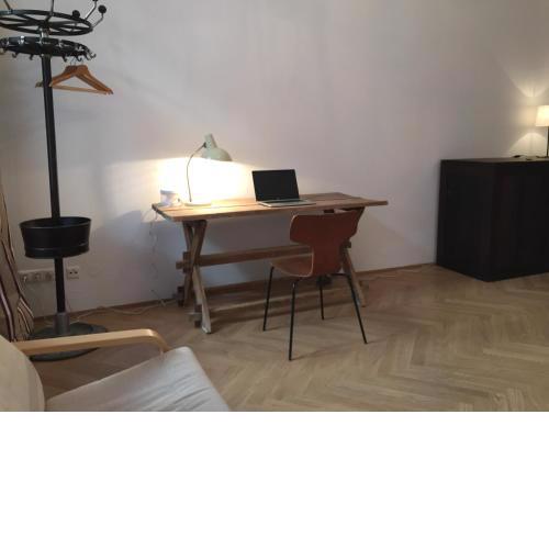 Small City Studio 1150 TOP 2