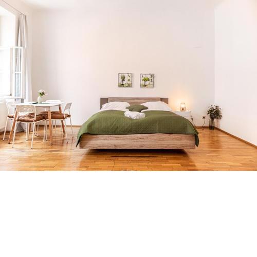 Smart 2BR Apt. Perfect for Longstays near Rennweg