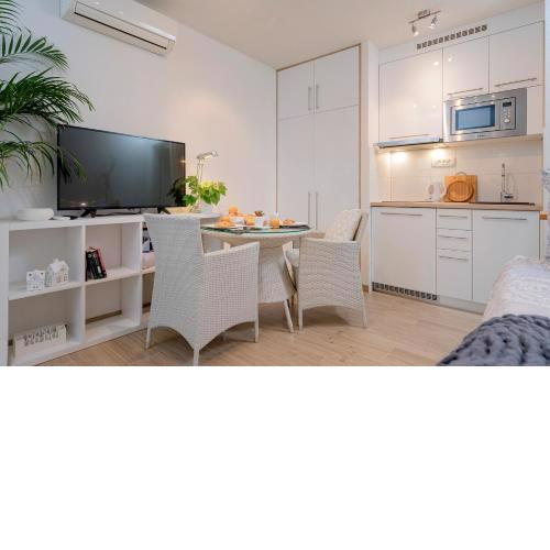 Smart & Cozy - Hvar