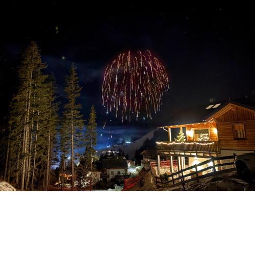 Sonnberg Chalet - Entspannung pur im Luxus Chalet mit Whirlpool-Sauna