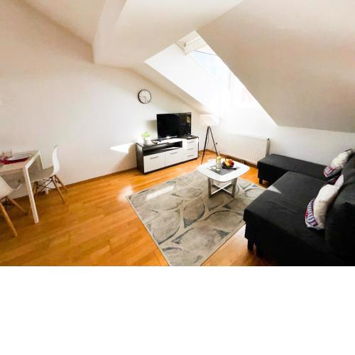 Sonniges Apartment mit Terrasse, 15min ins Zentrum