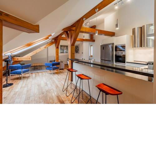 Spacious 117m2 attic retreat with AC next to Old Town sq by Prague Days