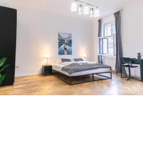 Spacious 3BR Apt -Near Wiener Stadthalle BurggasseWiener Well Located