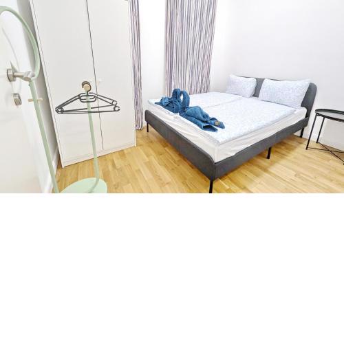 Spacious apartment in a lively area