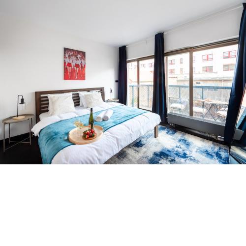 Spacious apartments with parking in Prague