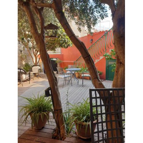 Split Old Town Oasis