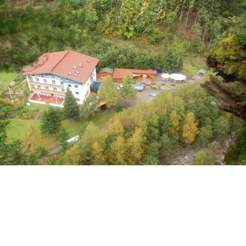 Sportland Inn