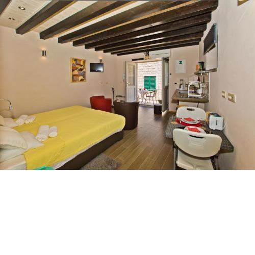 St. Stephen's Square Apartment