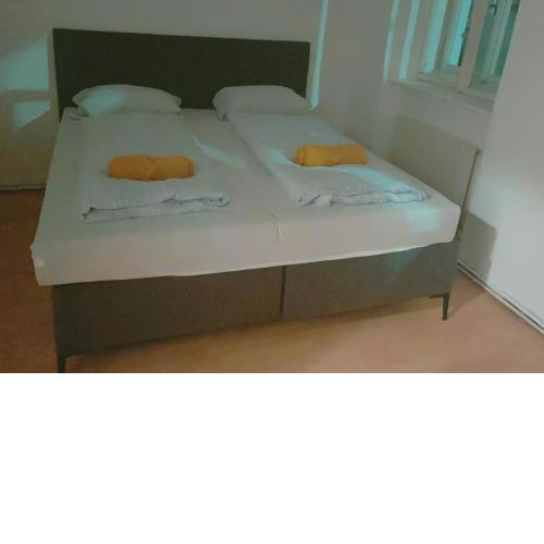 Standard Apartment 5P TH