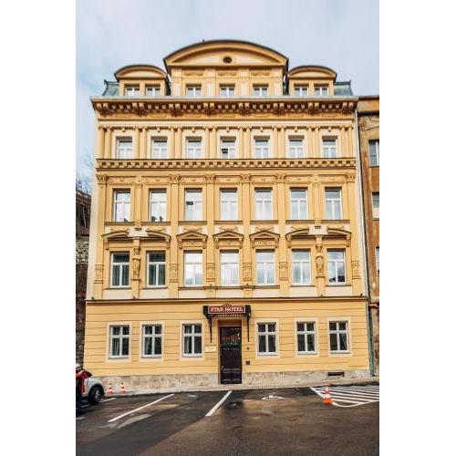 Star Hotel