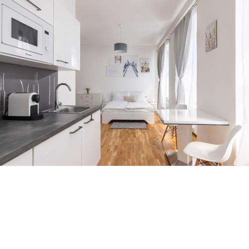 Stay2gether Beige Nest - Metro Florenc