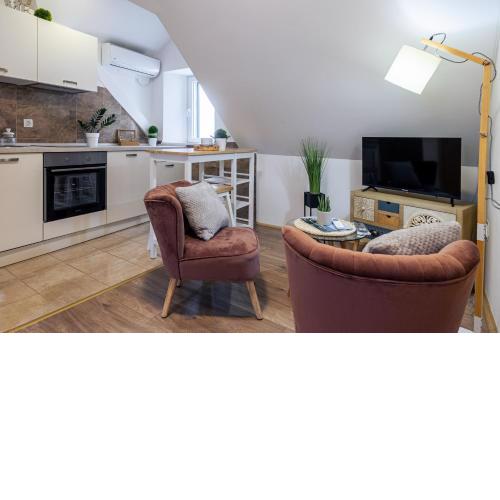 Stone apartment in Center