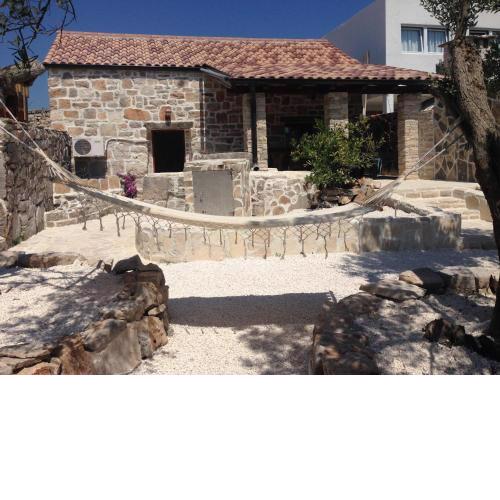 Stone house, Croatia, Drvenik Mali