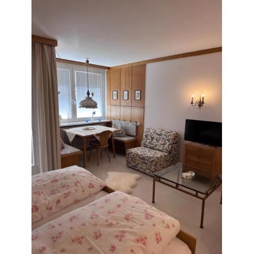 Studio 69 mit Hallenbad und Sauna by MoniCare