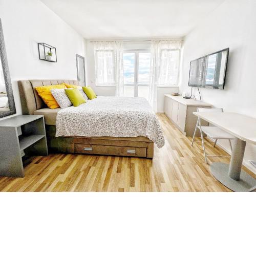 Studio Apartma PAG BLUE OCEAN 1 with sea view