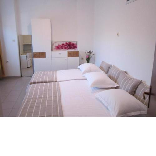 Studio Apartman Toni