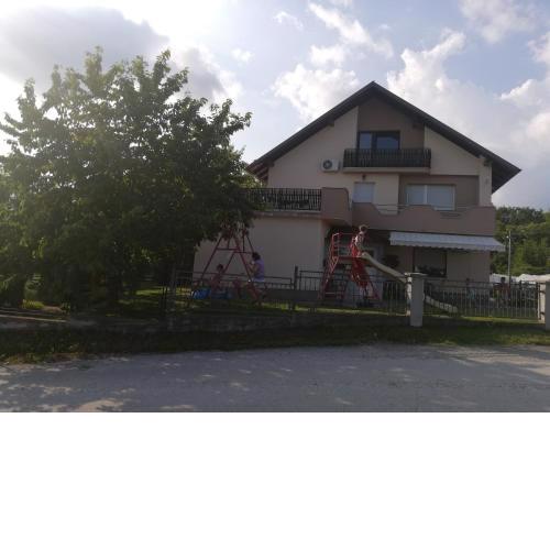 Studio apartman Tuček
