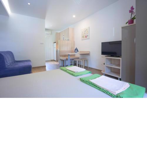Studio apartment - seaview