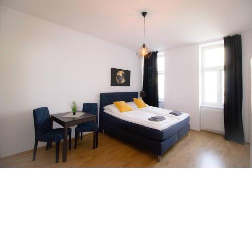 Studio-Apartment between Schoenbrunn & the City Center (15)