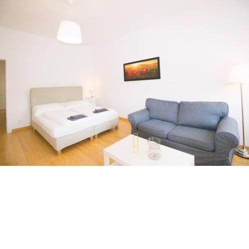 Studio-Apartment between Schoenbrunn & the City Center (26)