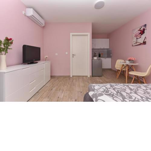 Studio Apartment Deluxe