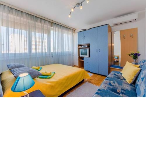 Studio Apartment Ecija ST