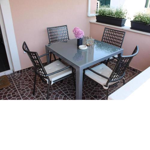 Studio apartment Laura ||