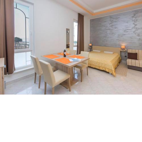 Studio Apartment Leana