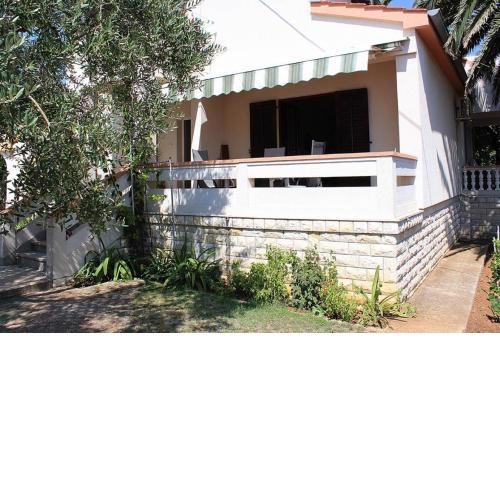 Studio apartment Marčelina