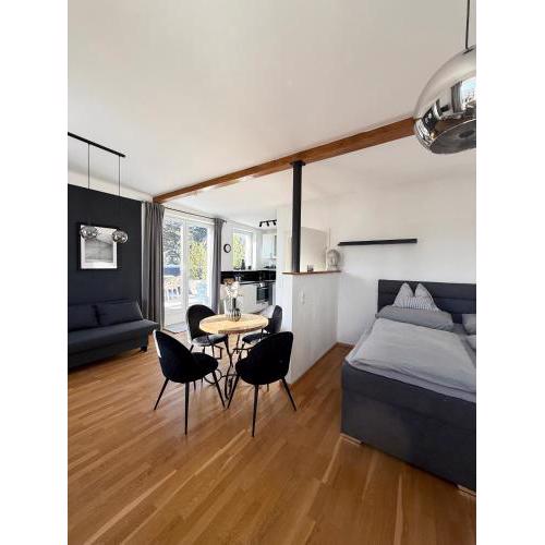 Studio Apartment Mils