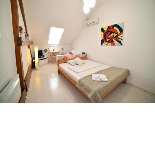 Studio apartment White